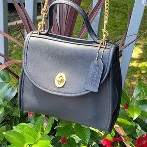 NWT COACH Vintage Navy Regina Leather Shoulder/Crossbody Bag #9983